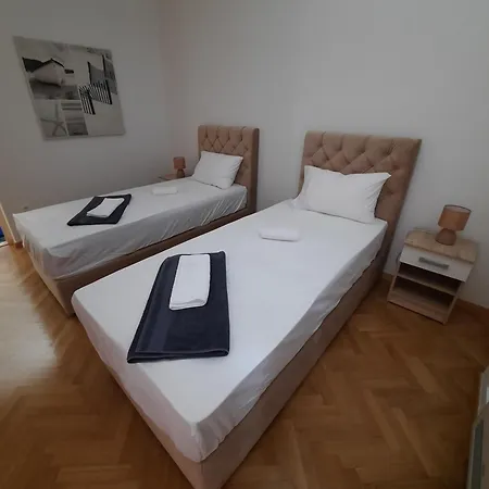 Pansion Drvo Bed & Breakfast