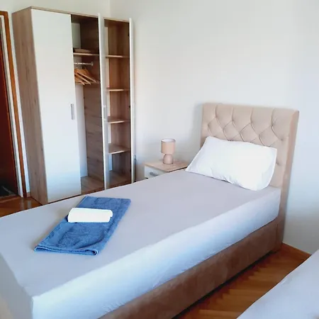 Bed & Breakfast Pansion Drvo